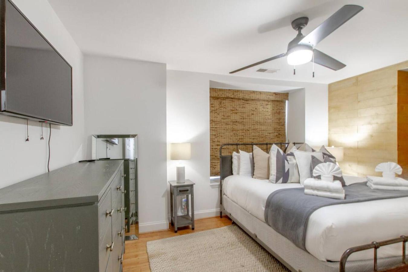 The Downtown Delight Villa Nashville Ngoại thất bức ảnh